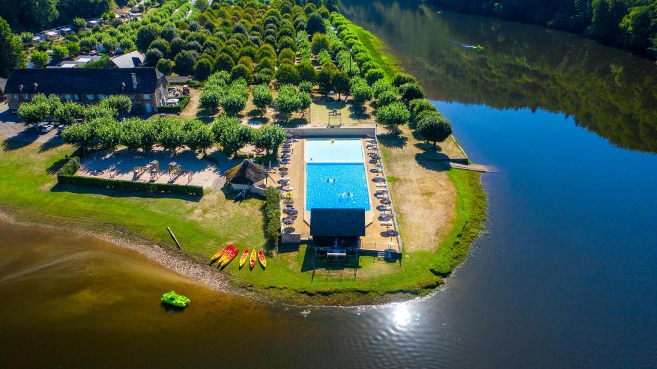 Camping Le Chateau Du Gibanel Saint-Martial-Entraygues Экстерьер фото