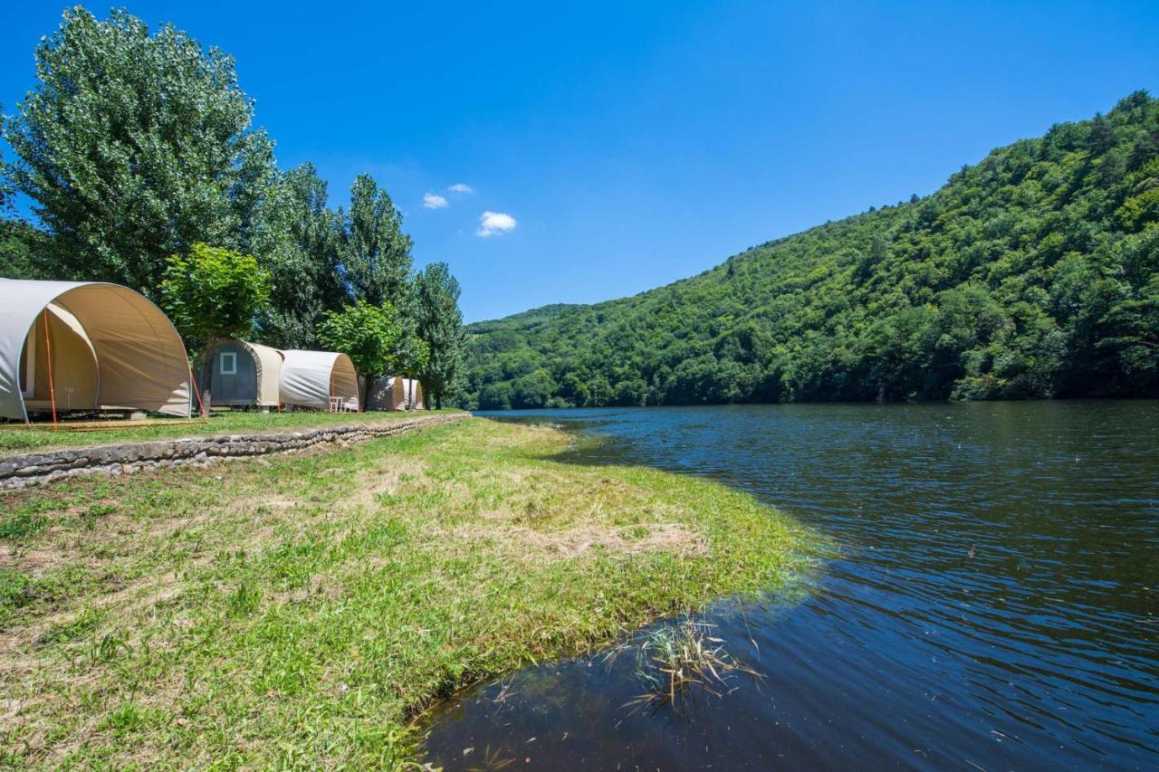 Camping Le Chateau Du Gibanel Saint-Martial-Entraygues Экстерьер фото