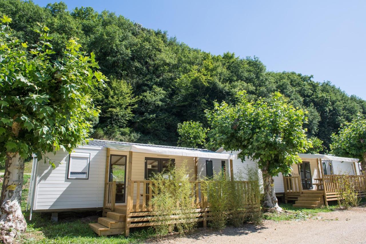 Camping Le Chateau Du Gibanel Saint-Martial-Entraygues Экстерьер фото